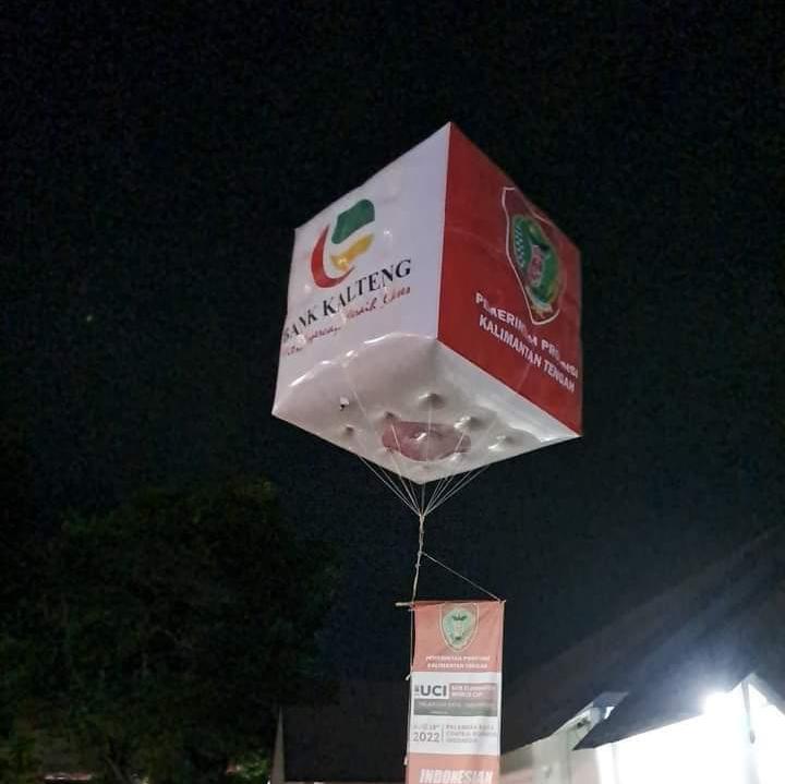 Balon kubus Bank Kalteng