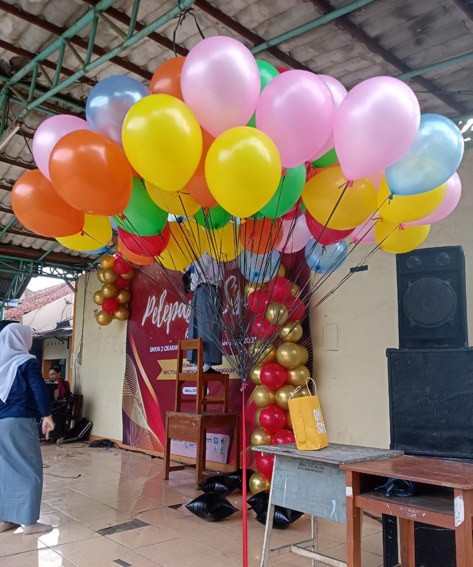 Pelepasan balon SMKN